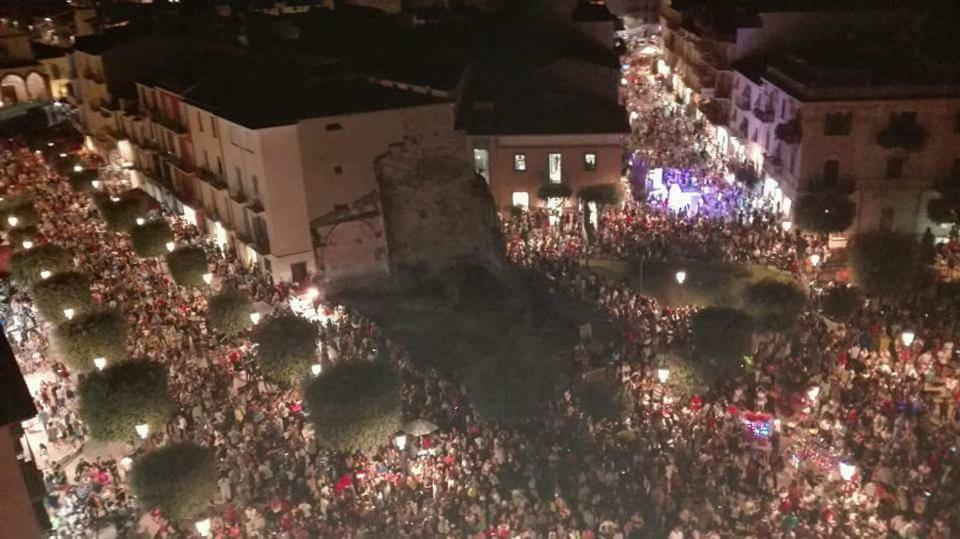 Ninna Nanna Fondi Buitenkant foto